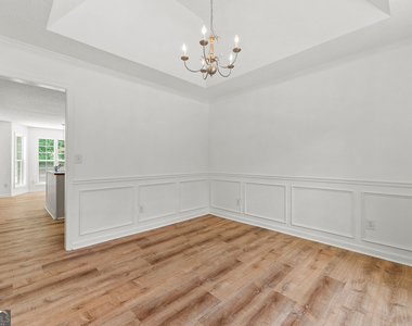 214 Cheyenne Way - Photo Thumbnail 6