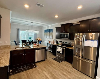 2614 Lovejoy Crossin Lane - Photo Thumbnail 2