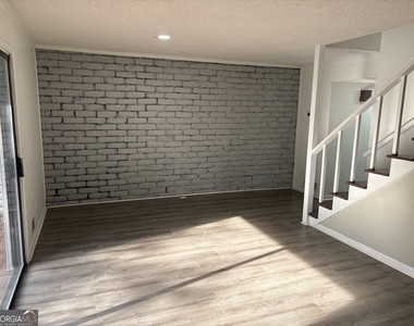 1 Duffers Court - Photo Thumbnail 6