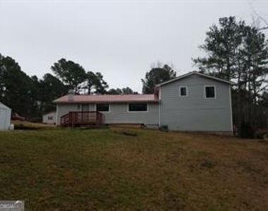 4101 Springlake Circle - Photo Thumbnail 3