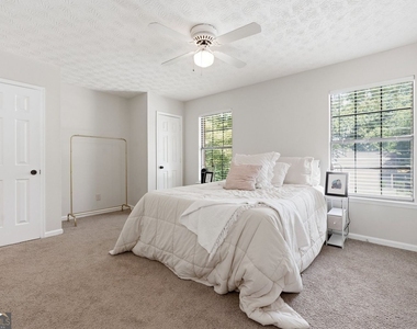 1070 Travelers Trail Nw - Photo Thumbnail 10