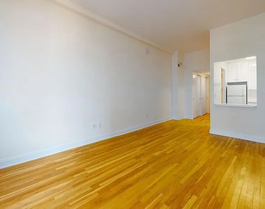 1 Astor Place - Photo Thumbnail 4