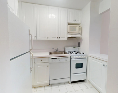 1 Astor Place - Photo Thumbnail 3