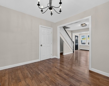 409 Boonton Ave - Photo Thumbnail 6