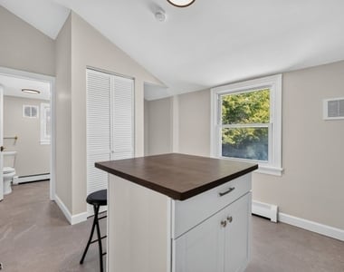 409 Boonton Ave - Photo Thumbnail 10