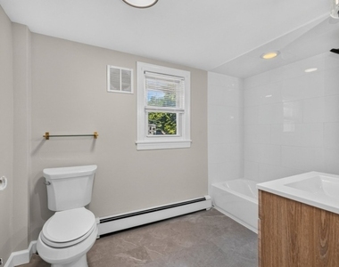 409 Boonton Ave - Photo Thumbnail 12