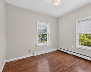 409 Boonton Ave - Photo Thumbnail 13
