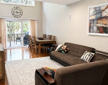 28 Camlet Ct - Photo Thumbnail 1
