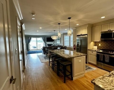 15 Chapin Avenue - Photo Thumbnail 3