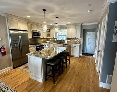 15 Chapin Avenue - Photo Thumbnail 4