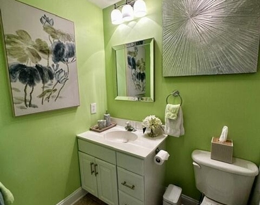 15 Chapin Avenue - Photo Thumbnail 16