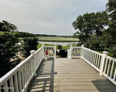 15 Chapin Avenue - Photo Thumbnail 20
