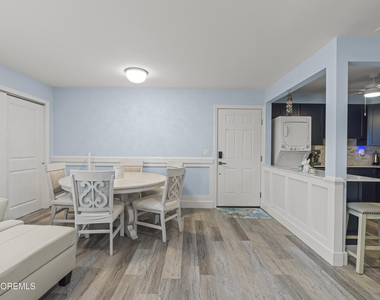 1 Osborne Place - Photo Thumbnail 4