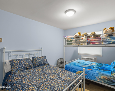 1 Osborne Place - Photo Thumbnail 15