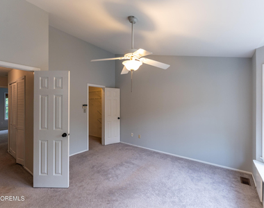 314 Towne Drive - Photo Thumbnail 14