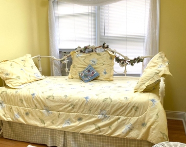 7 Webb Avenue - Photo Thumbnail 17