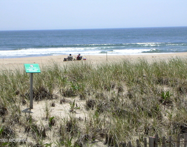 7 Webb Avenue - Photo Thumbnail 23