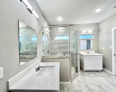 22060 Flanagan Circle - Photo Thumbnail 6