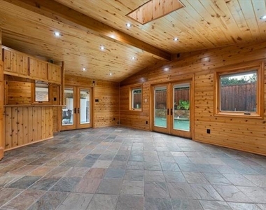 20 Timberline Drive - Photo Thumbnail 16