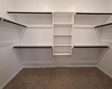 1108 Bowlus Drive - Photo Thumbnail 11