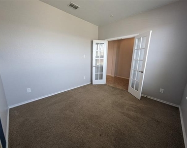 1108 Bowlus Drive - Photo Thumbnail 17
