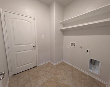 1108 Bowlus Drive - Photo Thumbnail 19