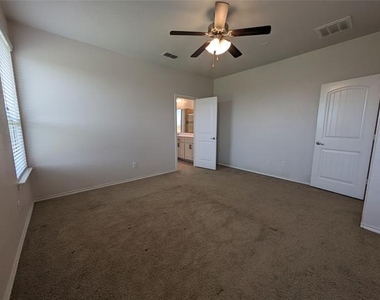 1108 Bowlus Drive - Photo Thumbnail 16