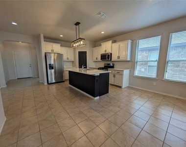 1108 Bowlus Drive - Photo Thumbnail 4