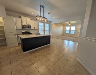1108 Bowlus Drive - Photo Thumbnail 3