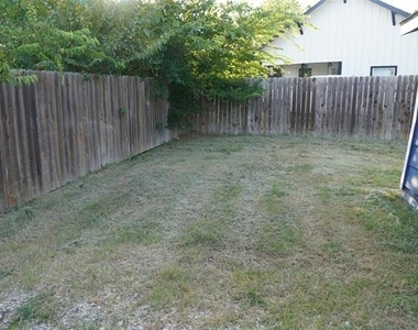 207 N Illinois Street - Photo Thumbnail 16