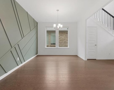 3533 Hyacinth Way - Photo Thumbnail 5