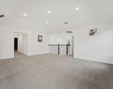 3533 Hyacinth Way - Photo Thumbnail 20