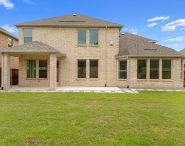 3533 Hyacinth Way - Photo Thumbnail 28