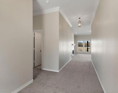9200 Water Tree Drive - Photo Thumbnail 6