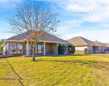9200 Water Tree Drive - Photo Thumbnail 25