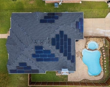 2604 Hackberry Creek - Photo Thumbnail 12
