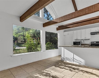 508 Whittle Way - Photo Thumbnail 13