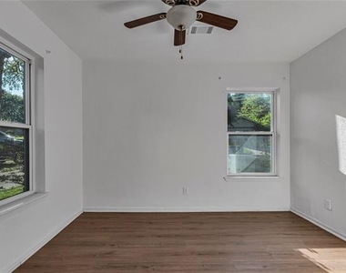 508 Whittle Way - Photo Thumbnail 18