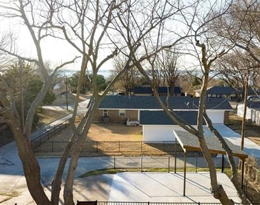 508 Whittle Way - Photo Thumbnail 37