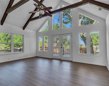 508 Whittle Way - Photo Thumbnail 5