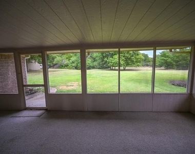 2951 N Trinity Street - Photo Thumbnail 22