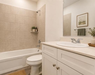 3621 Kaufman Court - Photo Thumbnail 14