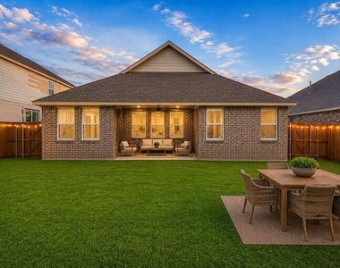 3621 Kaufman Court - Photo Thumbnail 16