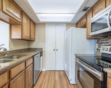 1518 Signal Ridge Place - Photo Thumbnail 5