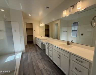 263 E Lantana Drive - Photo Thumbnail 20