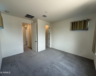 263 E Lantana Drive - Photo Thumbnail 35