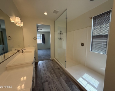 263 E Lantana Drive - Photo Thumbnail 21