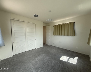 263 E Lantana Drive - Photo Thumbnail 33