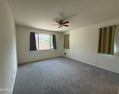 263 E Lantana Drive - Photo Thumbnail 17