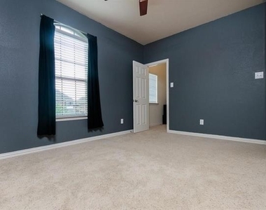 4651 Phillip Drive - Photo Thumbnail 15